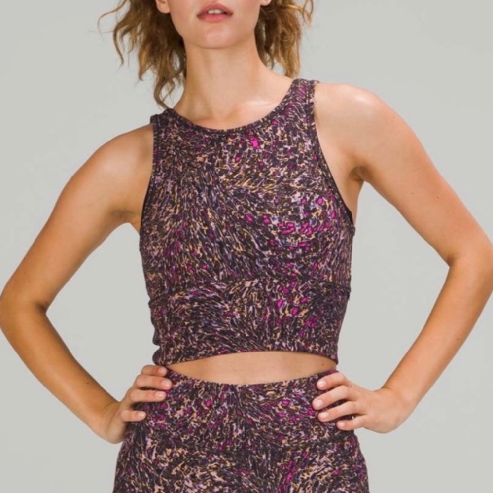 NWT Lululemon POWER PIVOT TANK TOP *EVERLUX